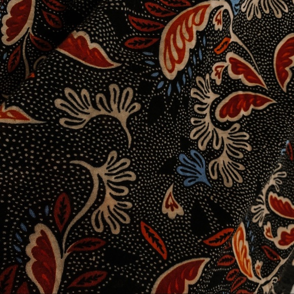 🔮H&M Patterned Tank🔮 - Picture 2 of 2